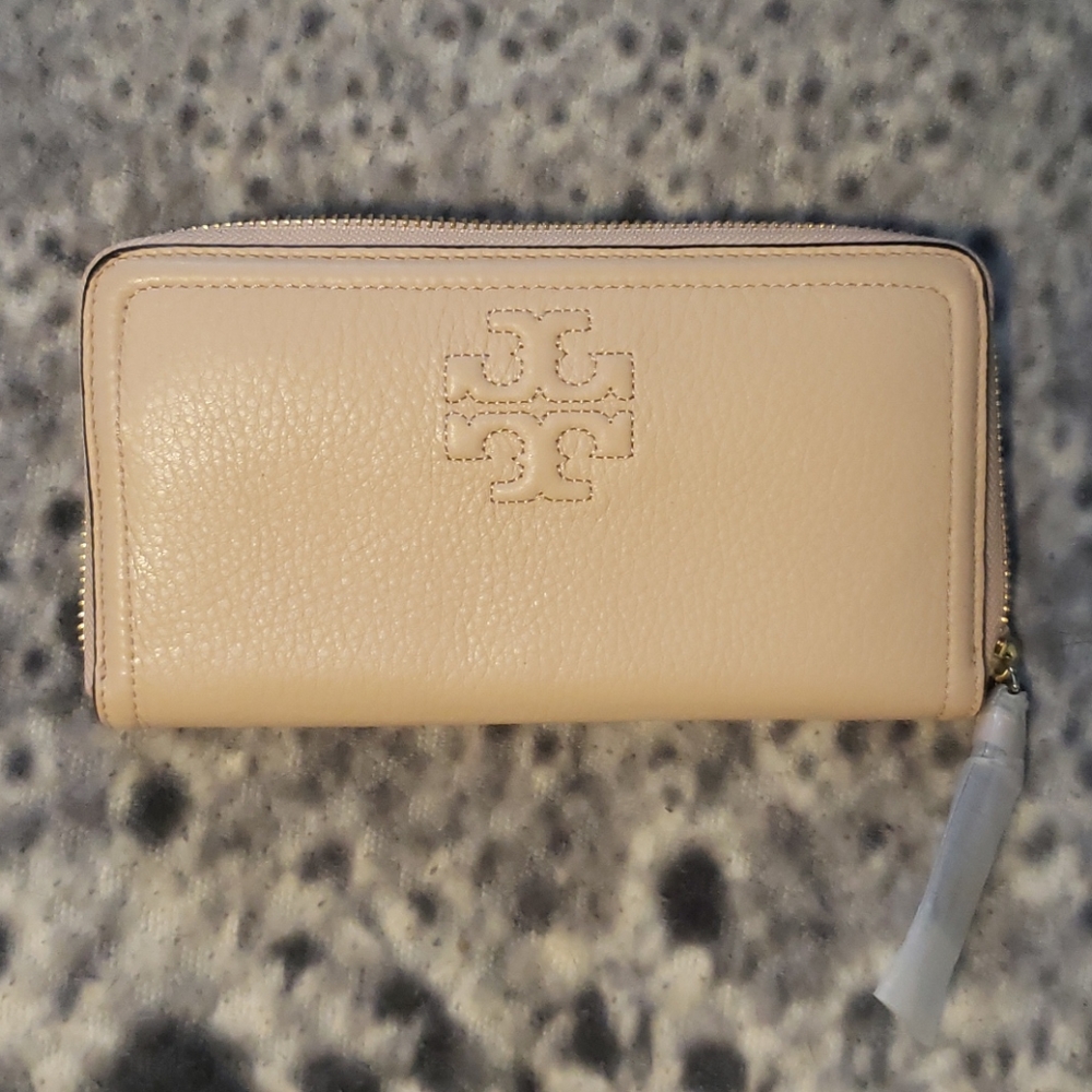 Tory Burch Zip Continental Wallet